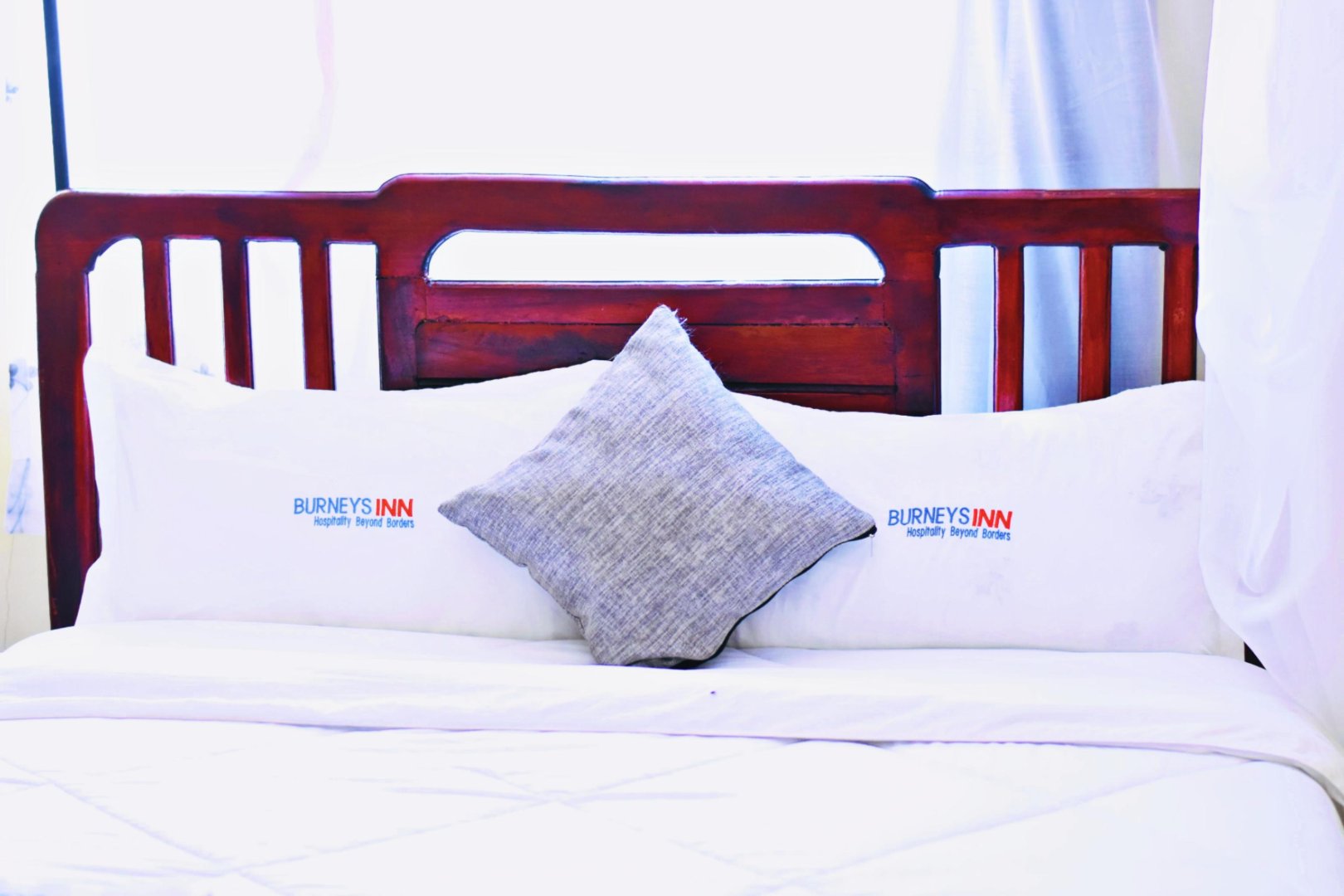 Twin Bed Room - Primary Image